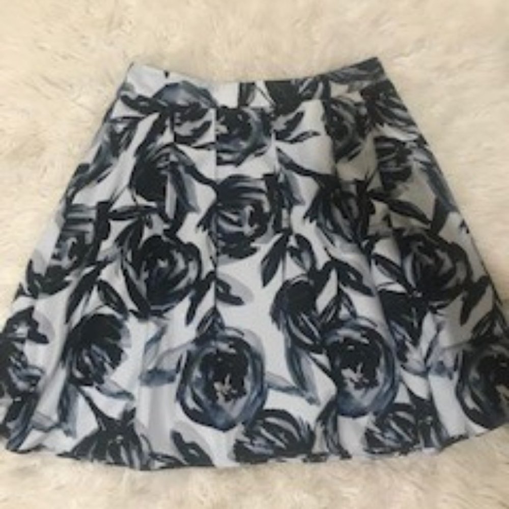 The Limited Floral Print Skirt